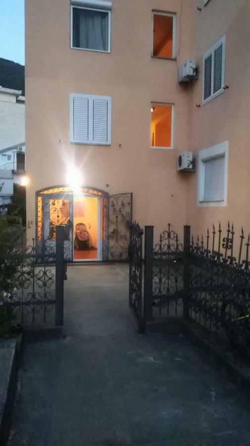 Suncani Apartman 1-Vila Amfora ブドヴァ エクステリア 写真